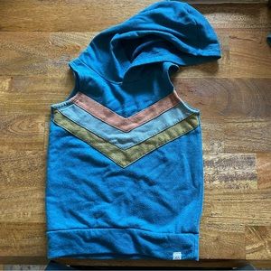 Lulu & roo chevron sleeveless hoodie